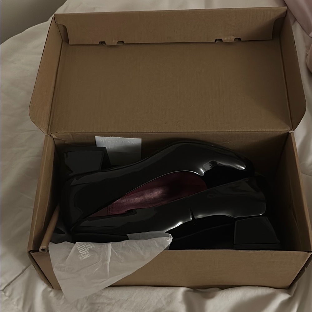 Elegant Black Women's Shoes
